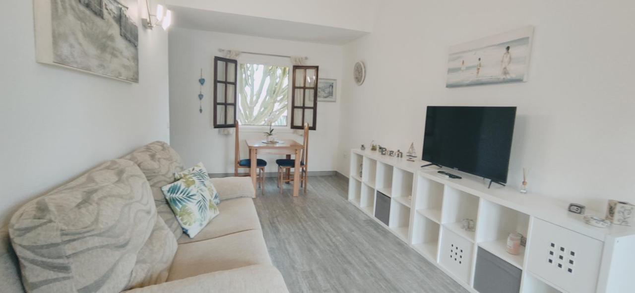 Casa Ive Romantic Pool Caleta De Fuste Exterior photo
