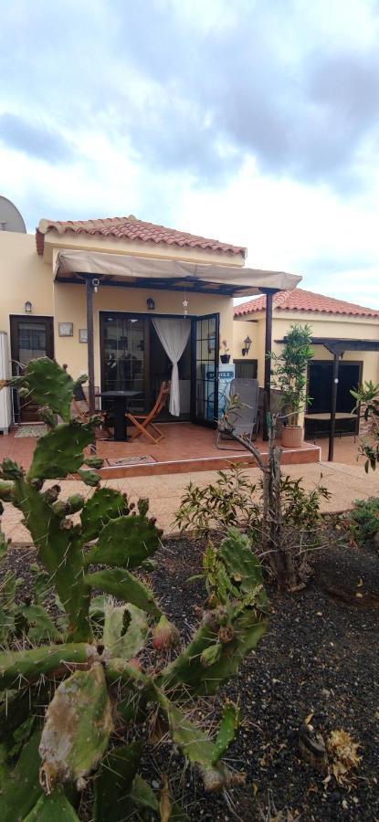 Casa Ive Romantic Pool Caleta De Fuste Exterior photo